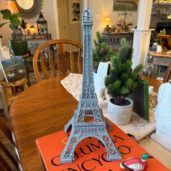 Large Vintage Eifel Tower from France - Picture 4 of 10